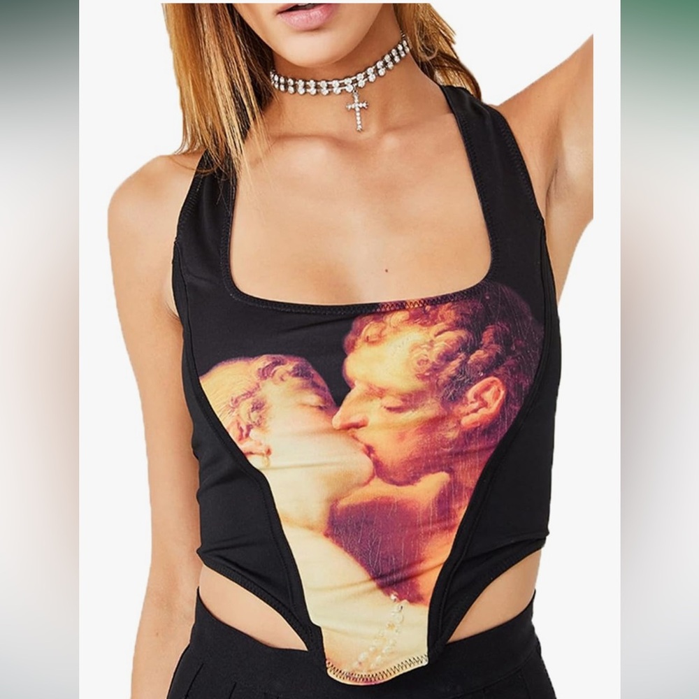 Kikiriki ASOS Black Vintage Inspired Kissing Angels Print Corset Cropped Top M?